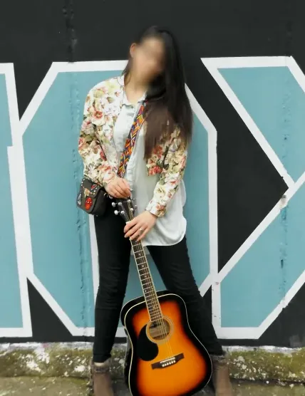 Isabel, 30