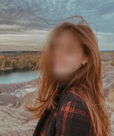 Manon, 23