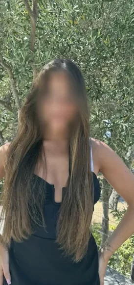 Nathalie, 35
