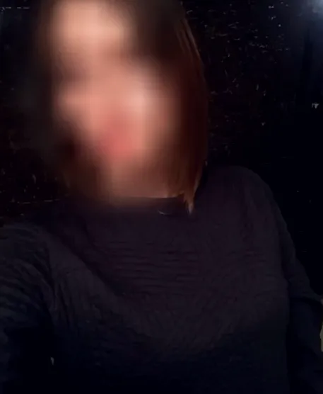 Nathalie, 24
